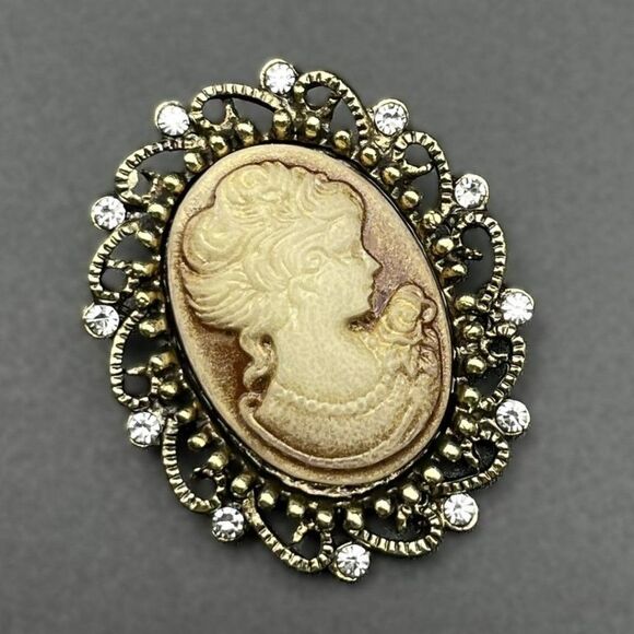 Yellow Gold and Brown with Diamond Crystal Victorian Lady Cameo Pin Back Brooch - Picture 1 of 7
